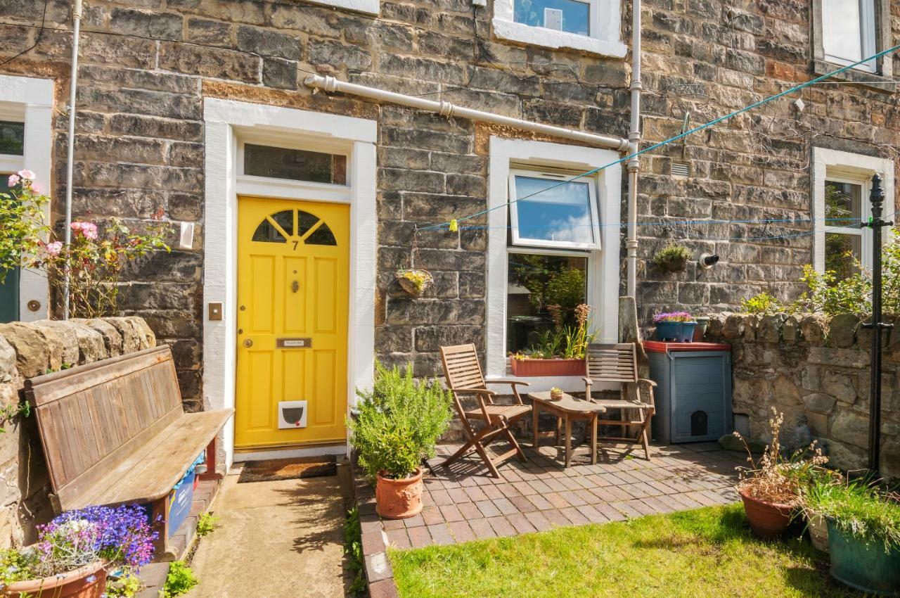 Cozy With Character Vibrant Cottage Style Flat At Leith Links Park エディンバラ エクステリア 写真